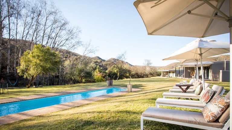 Oudtshoorn Game Lodge Images | Wildehondekloof Game Reserve